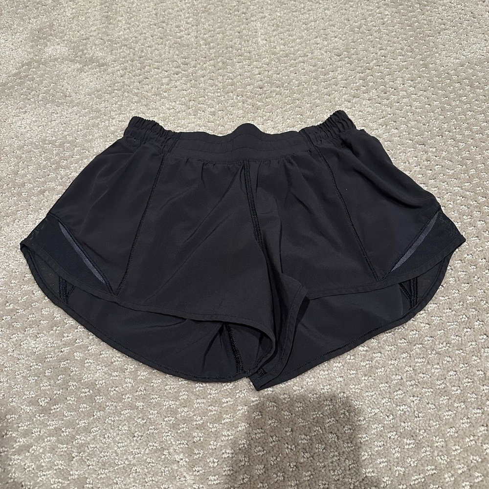 COPY - Lululemon all black hotty hot shorts size 4